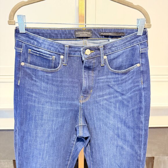 💙 Banana Republic Premium Denim Curvy Mid-Rise Skinny Jeans | Size 30L - Picture 2 of 11